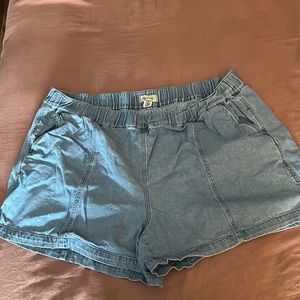 Madewell denim pull on shorts